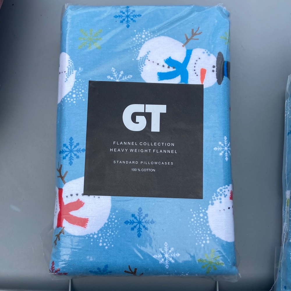 Brand New Snowman Design Flannel Standard Pillowcases by GT